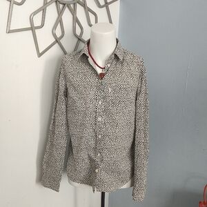 Levi's Black and White Patterned Shirt. 100 % Cotton